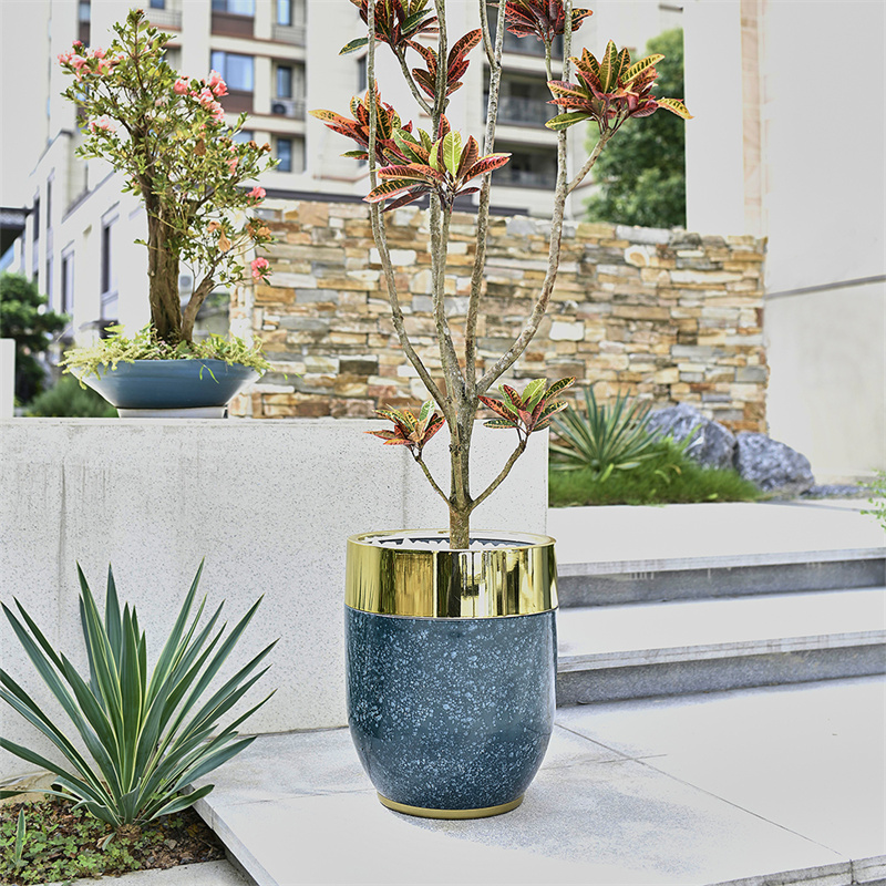 Wholesale Black Round Large Planters Outdoor Round Flower Plant Pot Sets
