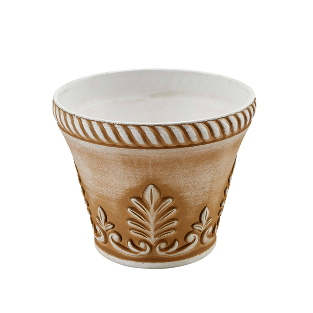 Patio Planters / Plastic Garden Pots