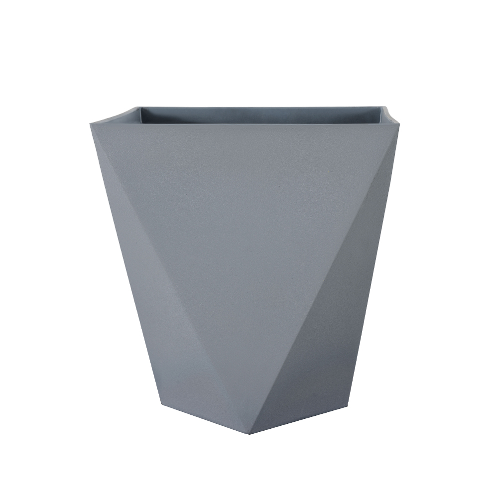 Classic Round Plastic Floor Planter 